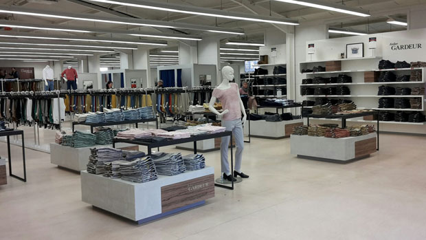 Das Gardeur Outlet in Apen-Augustfehn Das Gardeur Outlet in Apen-Augustfehn